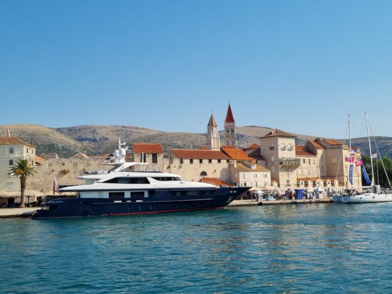 boat tour in Trogir - 1